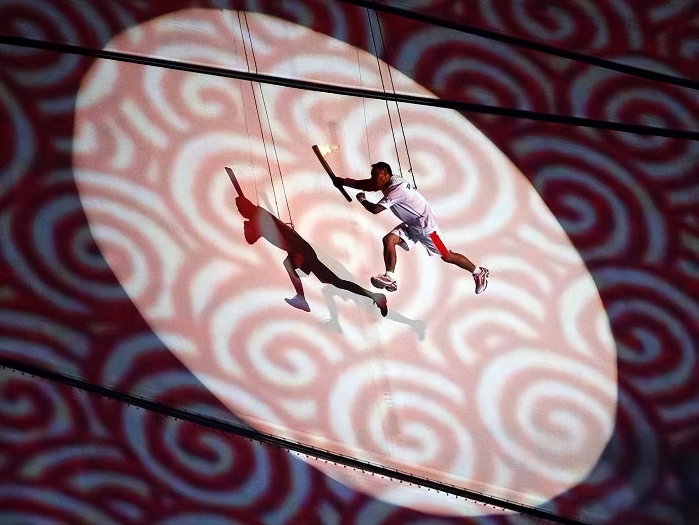 李宁是继续国潮还是海外市场,国潮李宁最新消息