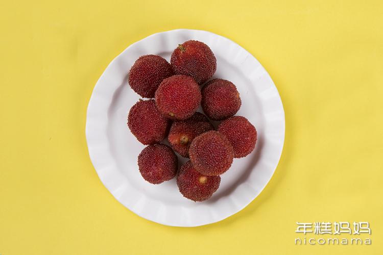 小孩子发烧便血,5岁女孩腹泻高烧怎么处理