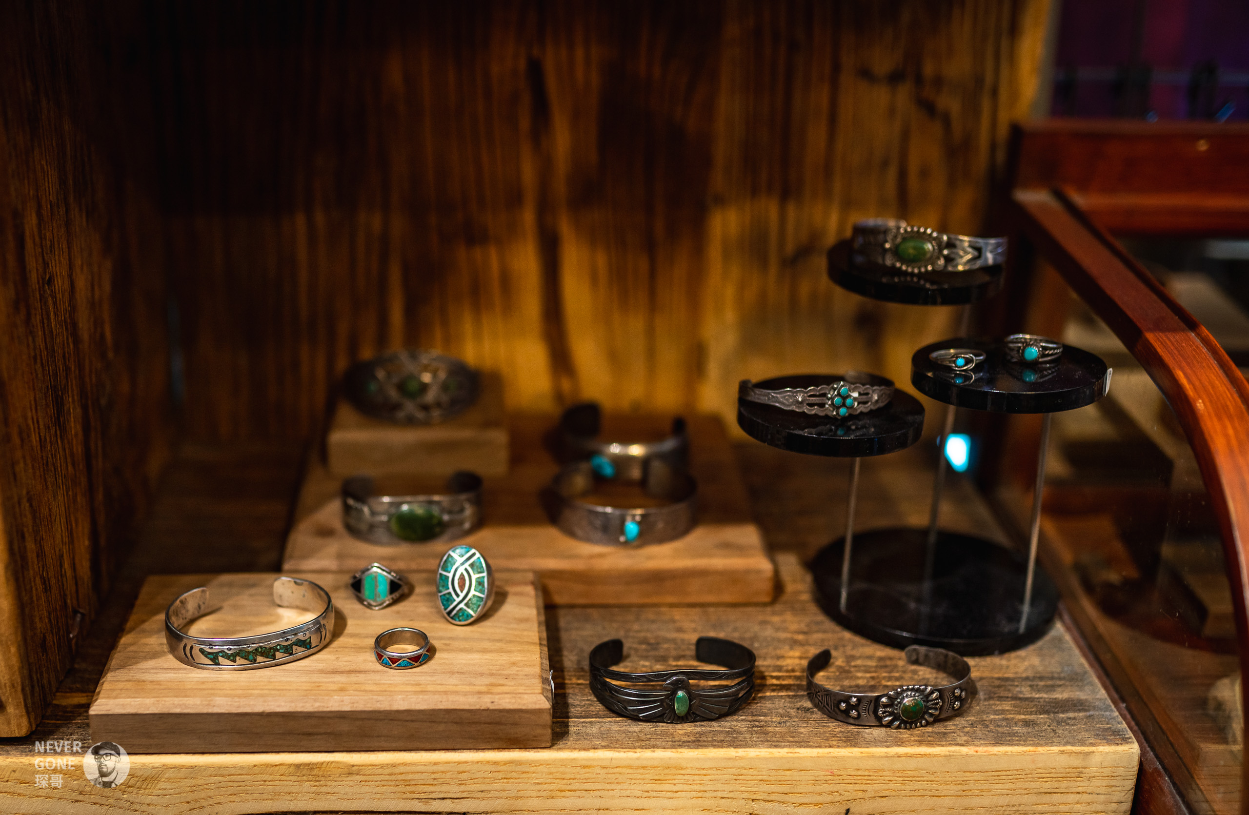 澳门潮牌男鞋店,澳门轻奢男装店