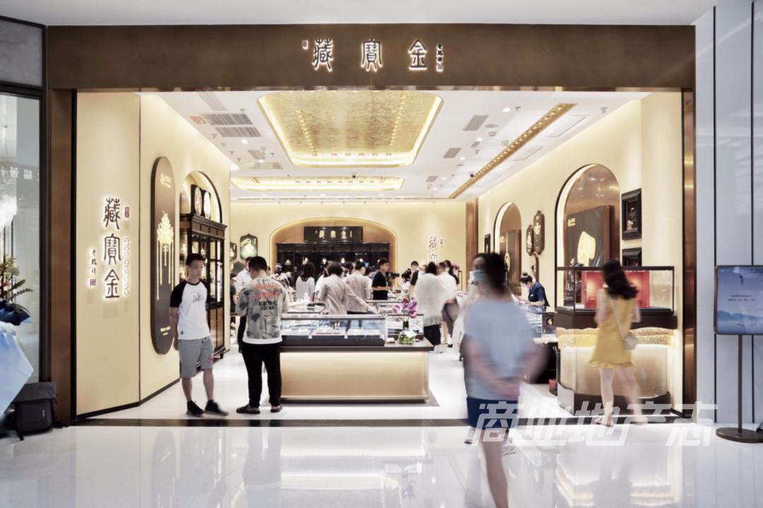 为了提升观察海口万象城的本地化视角,我在海口住了一整周