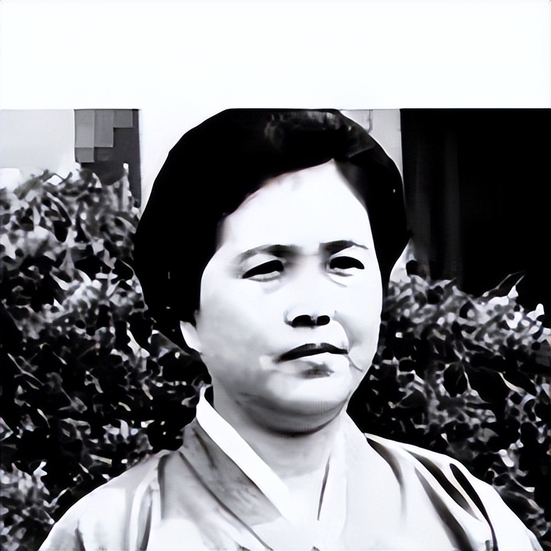 金家三代人的爱情:爷爷2次娶妻，父亲5段婚姻，金正恩夫妻恩爱