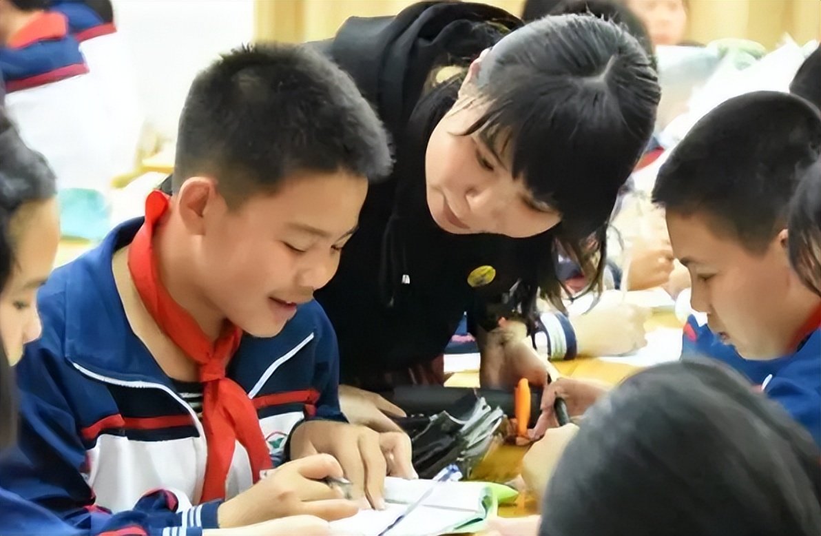 2018年教师涨工资还有希望吗,这三类教师将涨工资