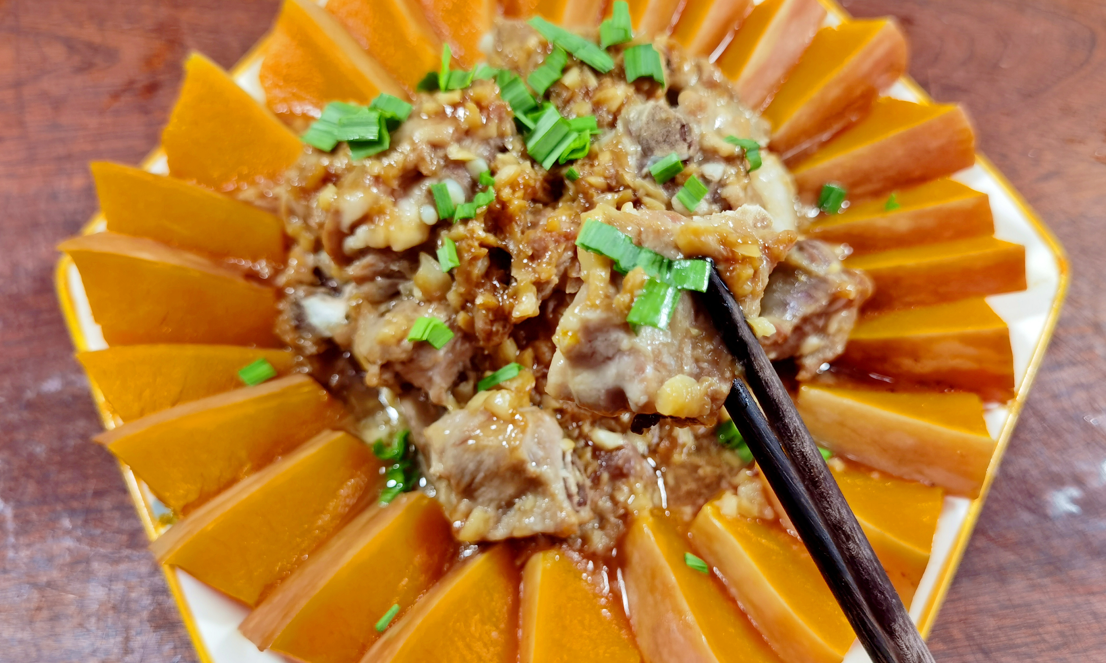 建议中老年人多吃高叶酸食物,补充叶酸需要吃什么绿叶蔬菜