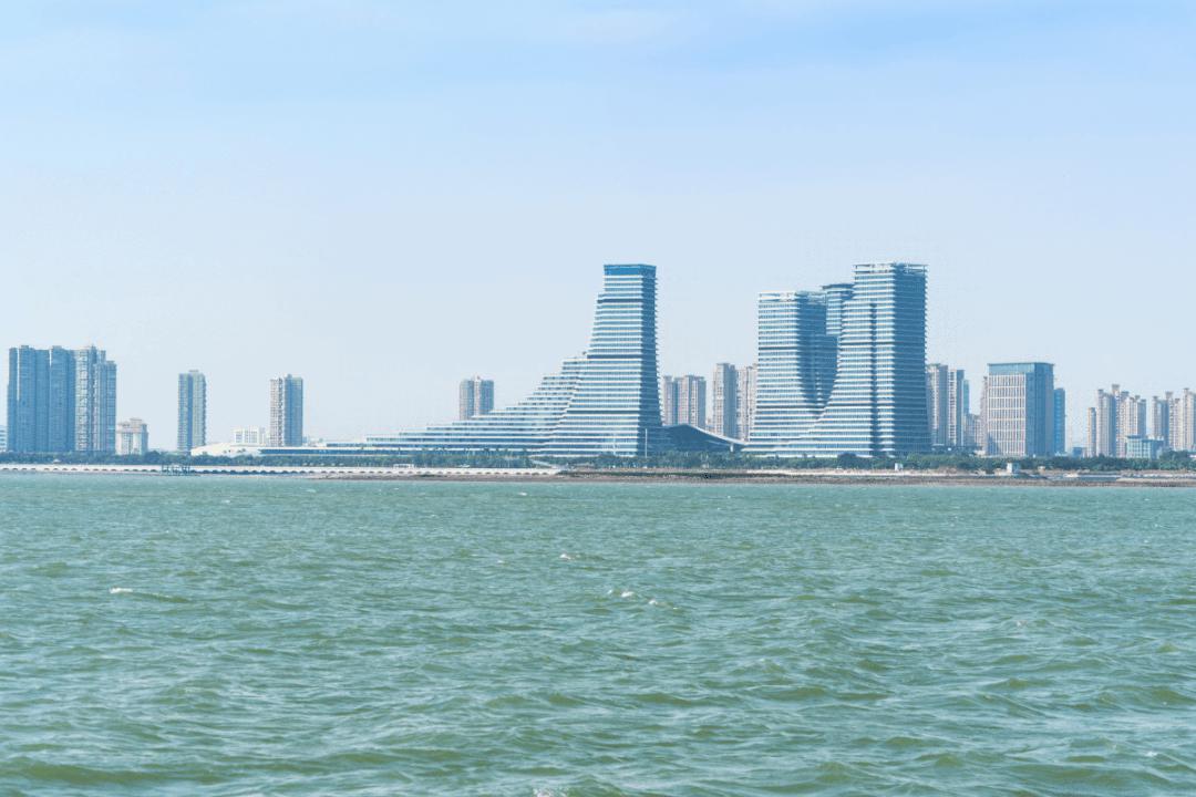 写字楼还能不能投资,在北京投资写字楼好还是商铺好