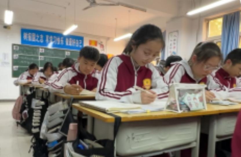 实至名归！这所不断创造奇迹的学校，优秀学子的不二选择！