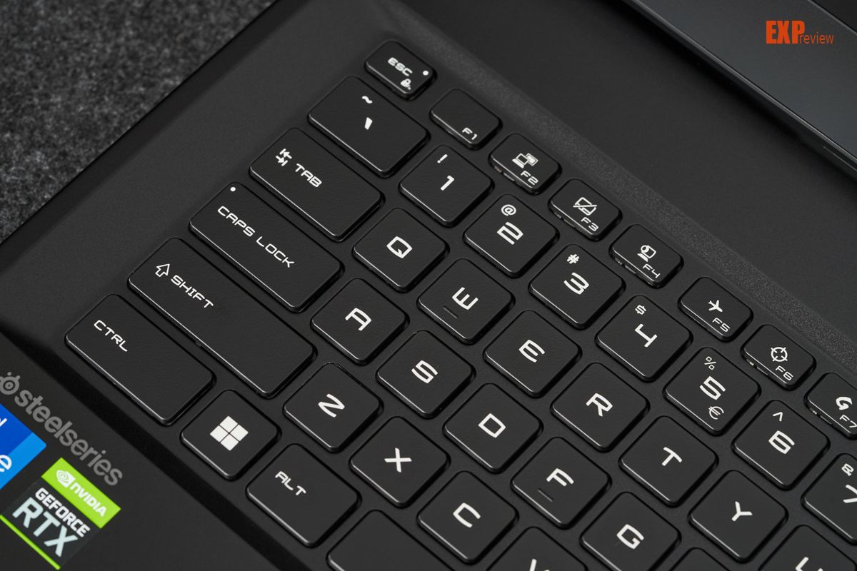 微星冲锋坦克ProGP76游戏本评测：光追战场的大火力输出位