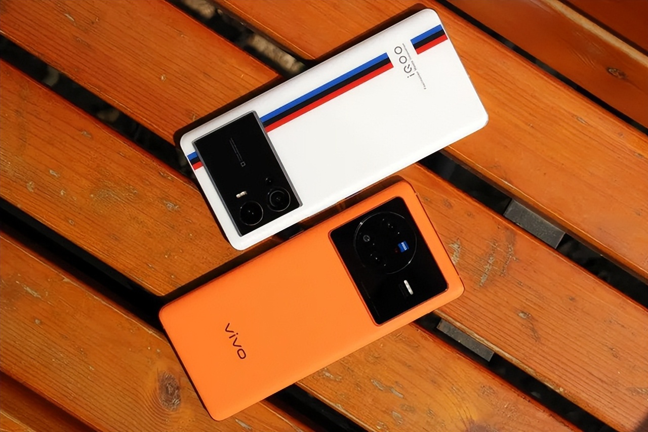 iqoo10和vivox80哪个值得入手,iqoo10和vivox80日常怎么选