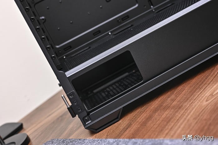 低调实用中塔——ROGZ690HERO+影驰4070Ti+银欣FARAB2装机展示