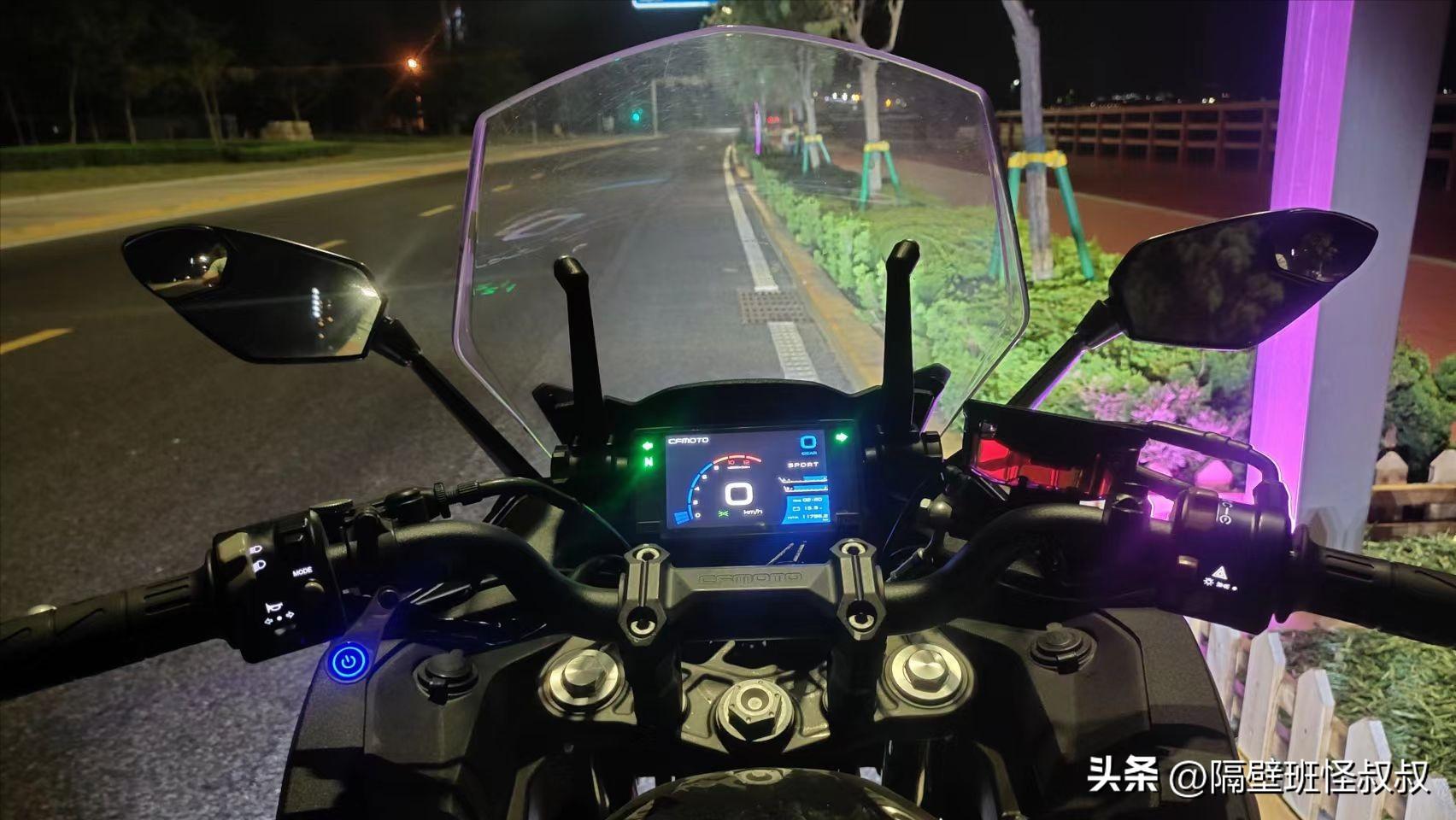 宝马650gt踏板摩托车二手,4万摩托推荐cf650gt