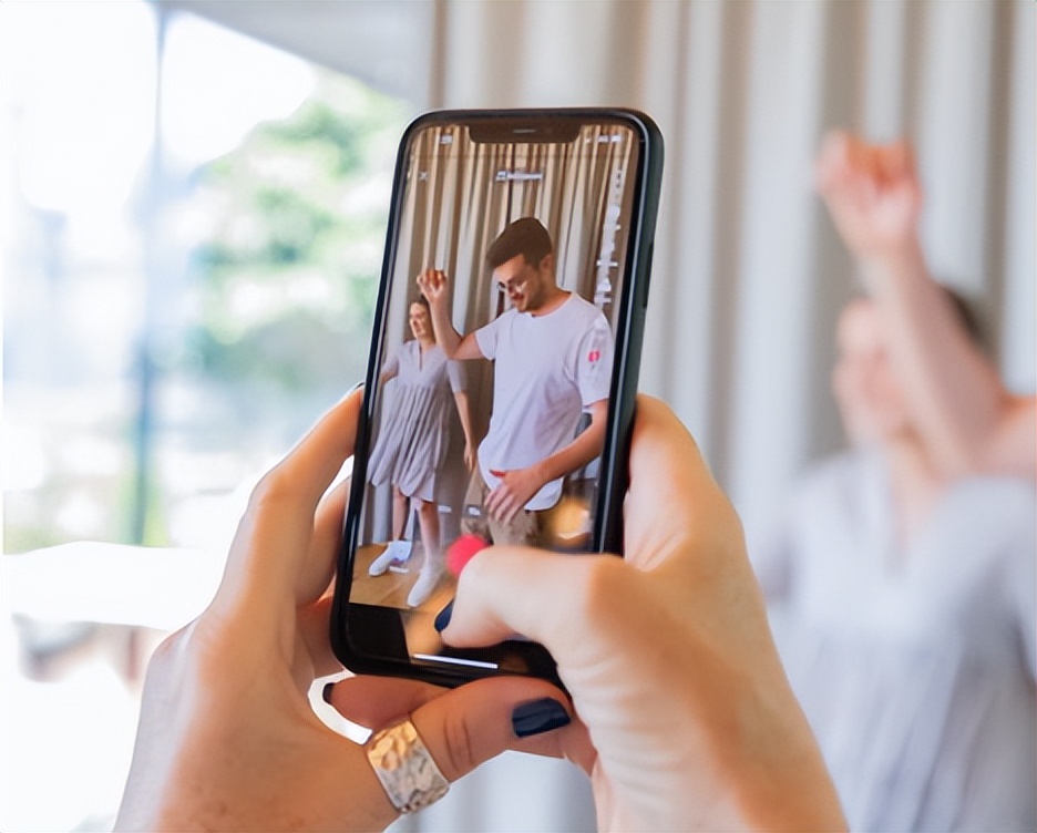 母亲节借势营销案例,母亲节创意礼品营销视频