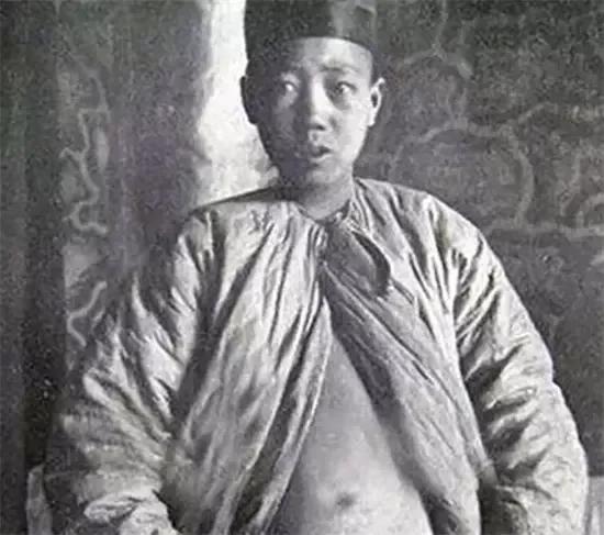 清朝最后一个太监电影完整版,清朝最后一个太监来喜是真的吗