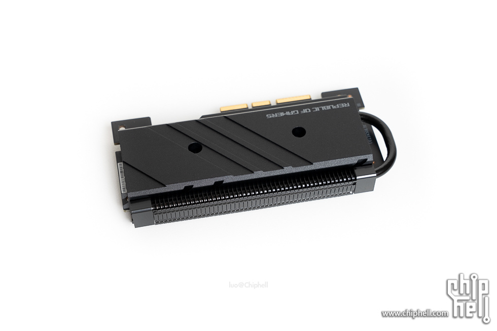 华硕tufgaminggt502弹药库白色,华硕gt502机箱黑橙搭配