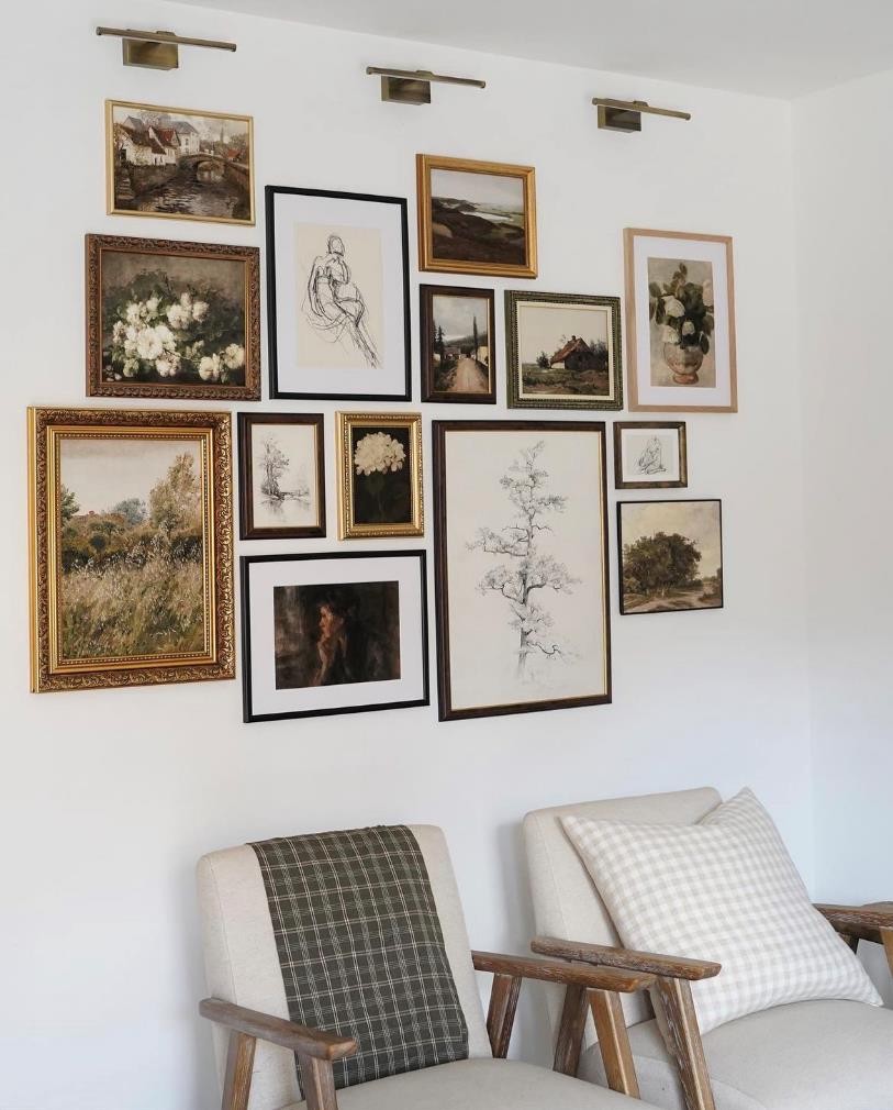 高级感原木风客厅设计,英国女子装修新房