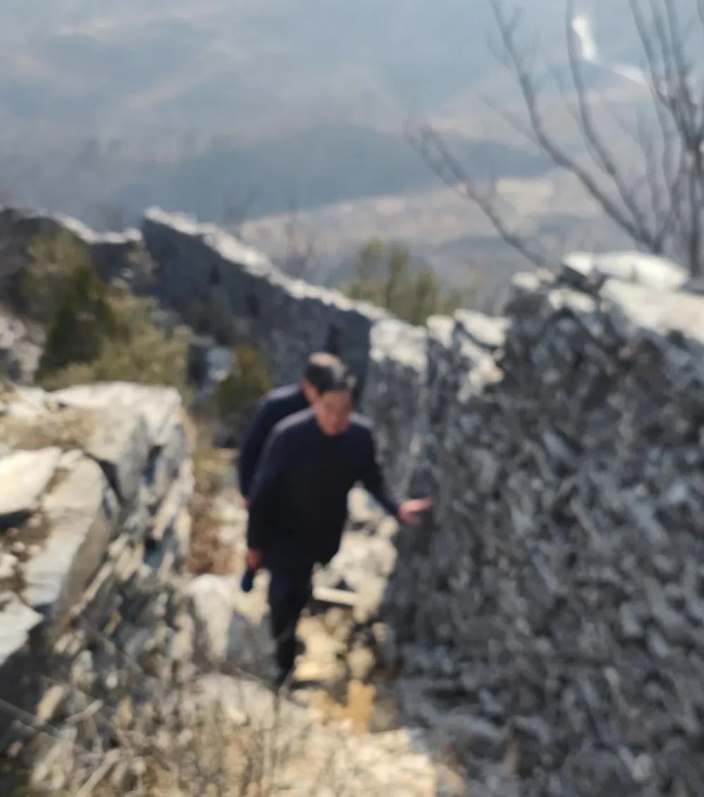 登高登楼,登高望江