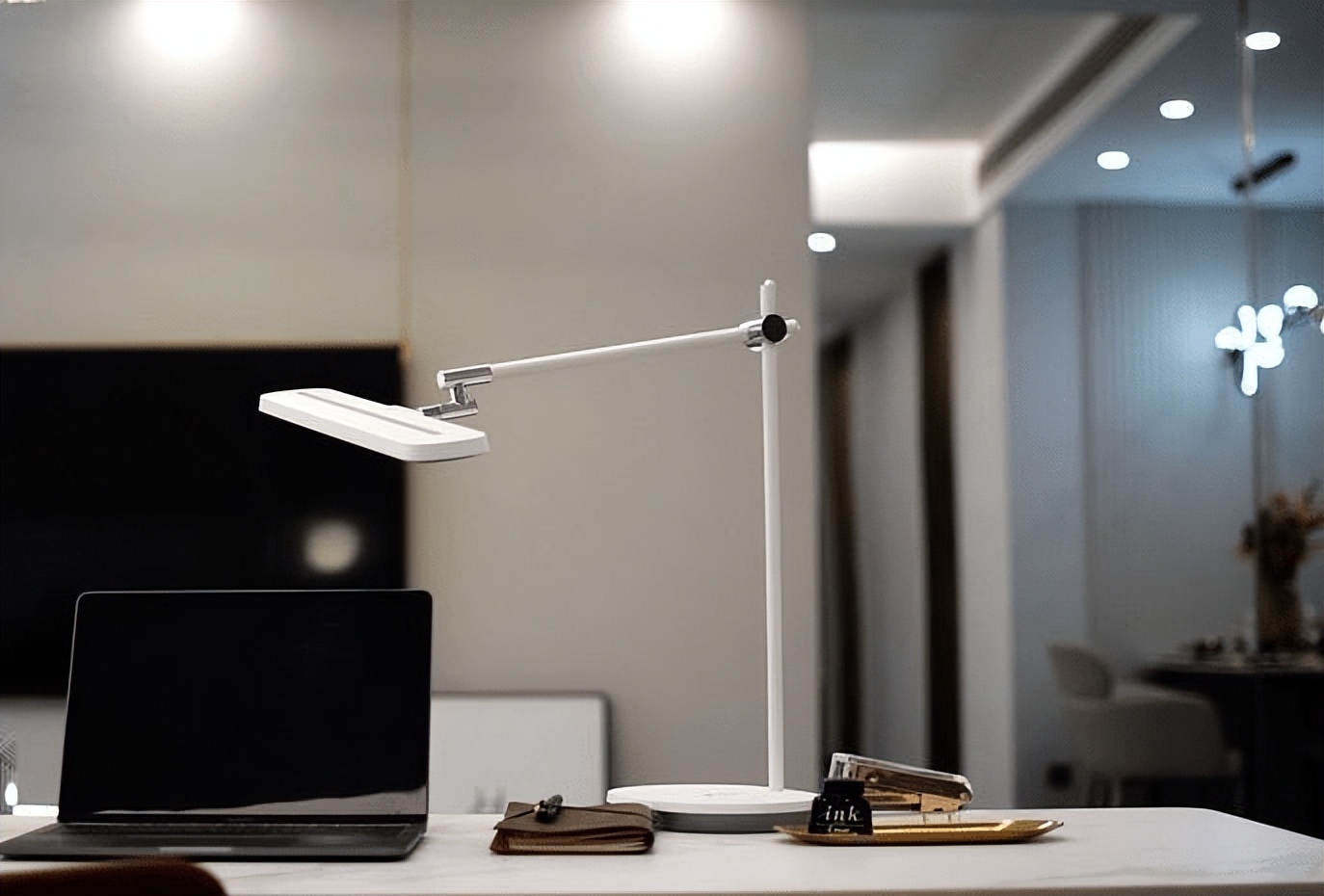 护眼灯买哪种好推荐五款护眼台灯,2018年什么品牌的护眼台灯好