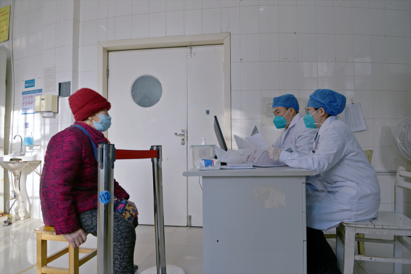 和田民众医院地址,和田地区人民医院抢救病人