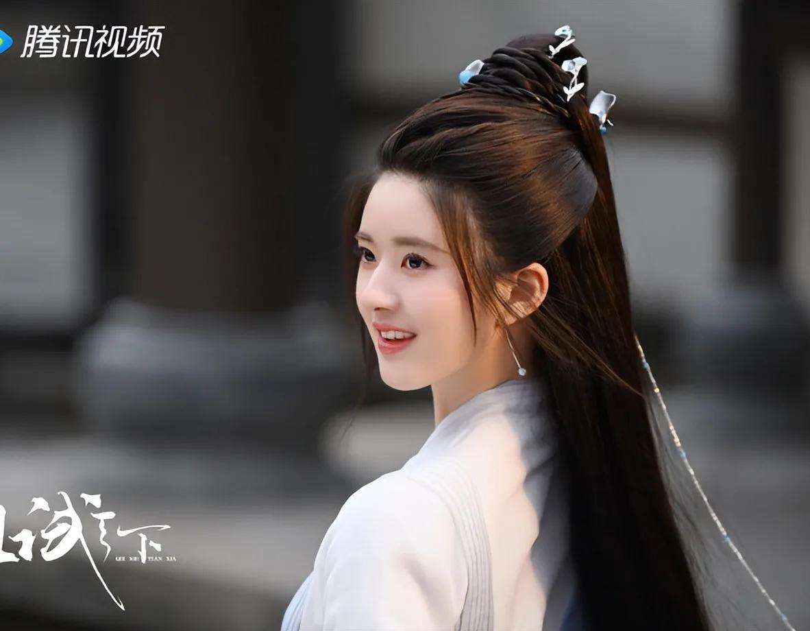 且试天下杨洋赵露思片段,且试天下杨洋赵露思合照