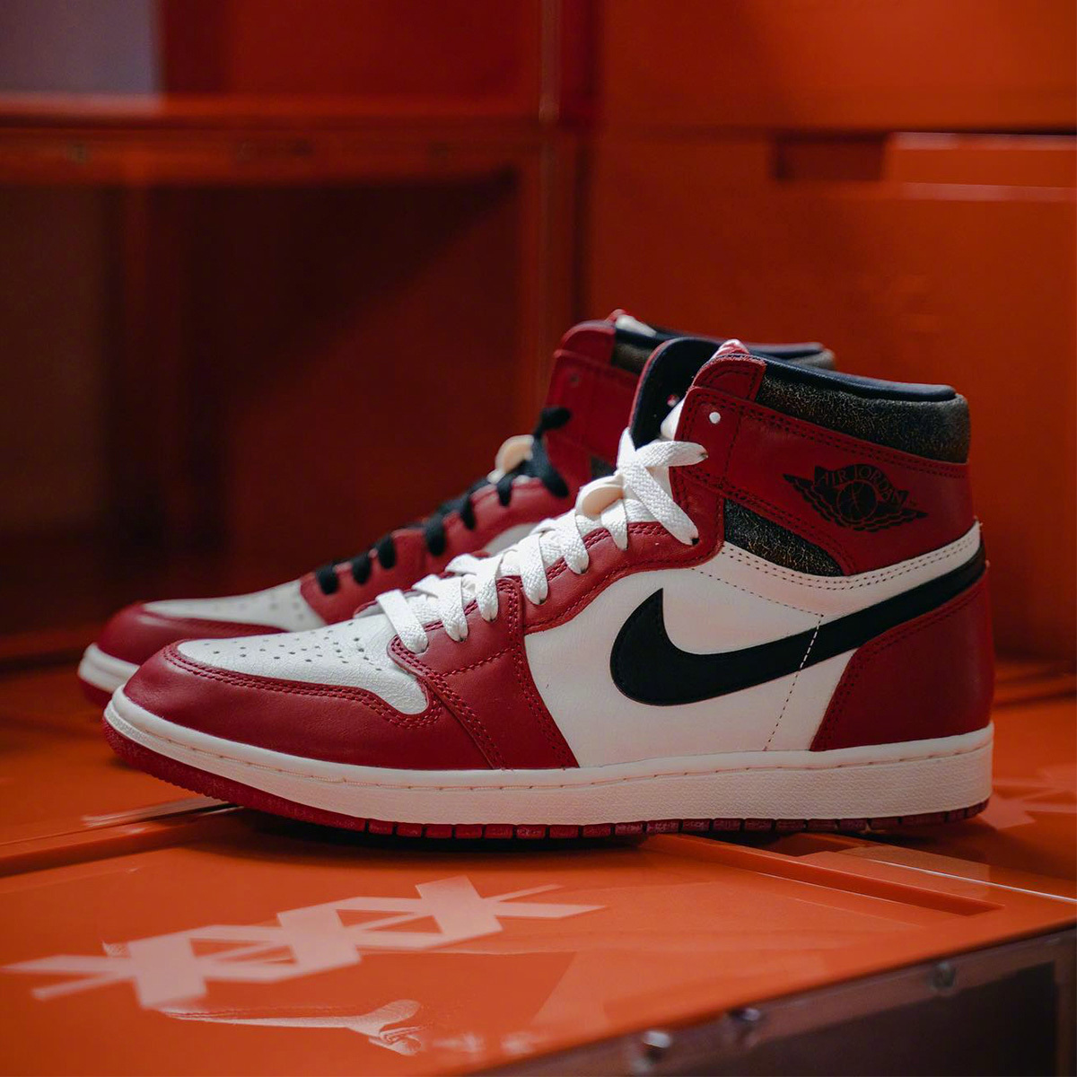 airjordan1highog黑白底渐变绿勾,airjordan1被禁穿的配色