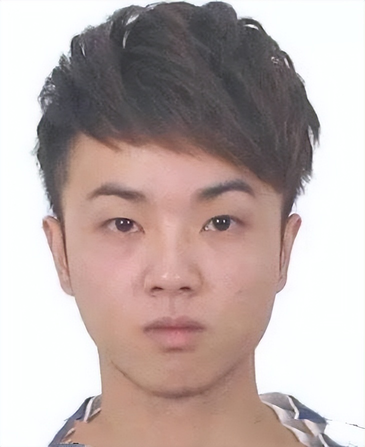 华晨宇下颌骨角度,华晨宇削下颌骨了吗