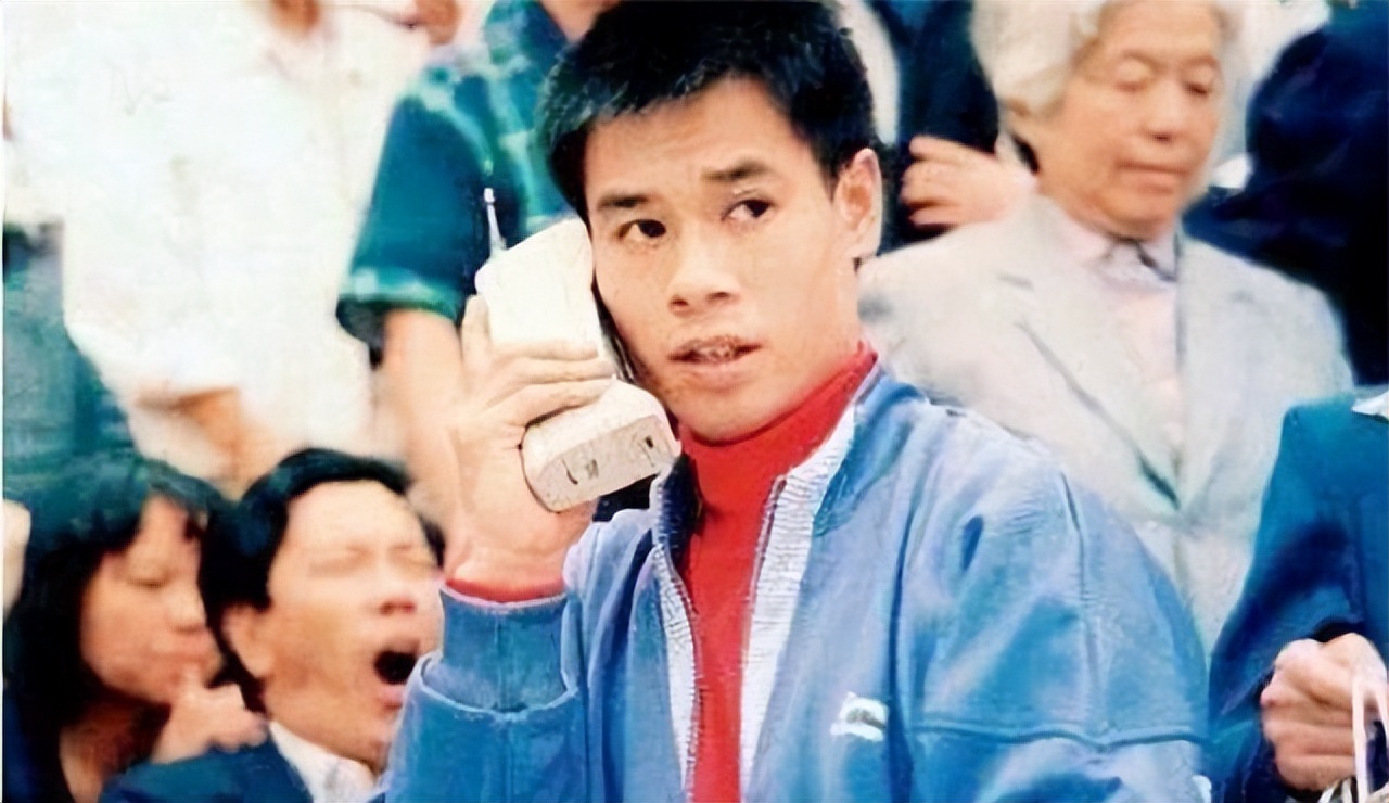 中国首位办手机号的人,中国第一位办手机号的人是谁