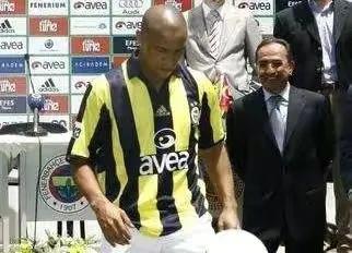 足坛十大贫民窟走出来的巨星,足坛15大贫民窟逆袭的巨星