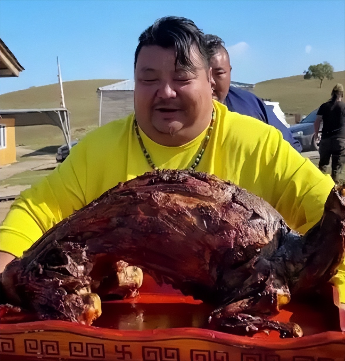 吃播界四巨头差距大，2位已去世，恩克24天胖50斤，胖猴仔太聪明