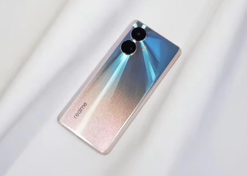 春节买手机2000元预算推荐,适合长辈用性价比高的手机