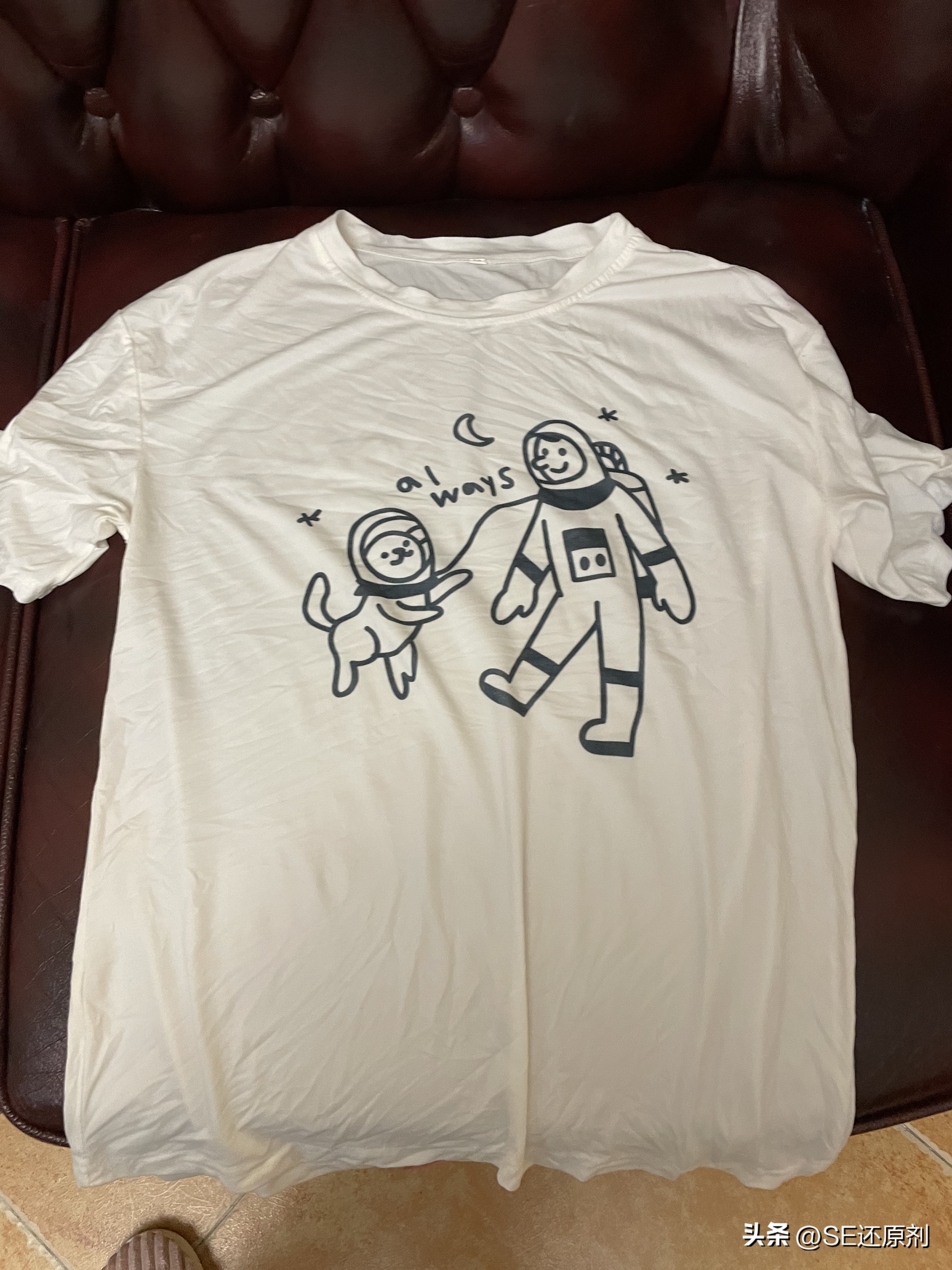 棉线衣服被染色去除的小妙招,黑白衣服白色的染色了怎么去除