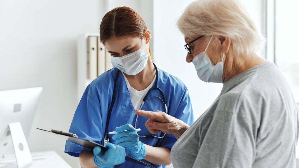 严重性荨麻疹和湿疹有什么好方法,湿疹和荨麻疹的治疗方法区别在哪