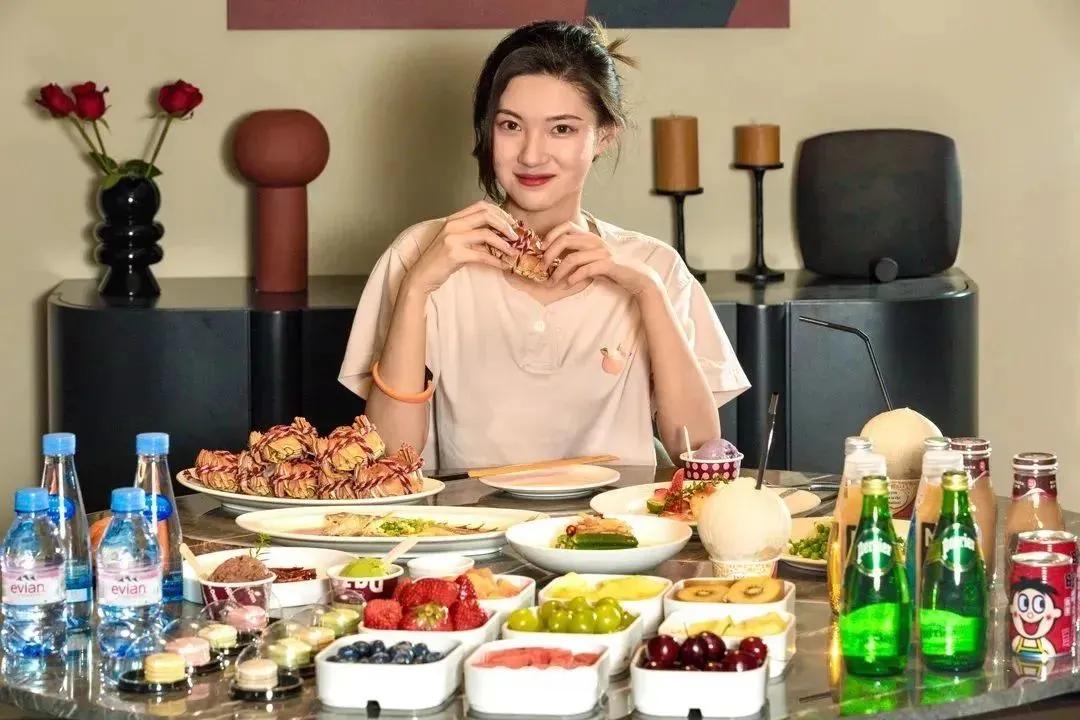 水果新店新升级|水果+来了车厘子草莓免费畅吃治愈你的假期综合症