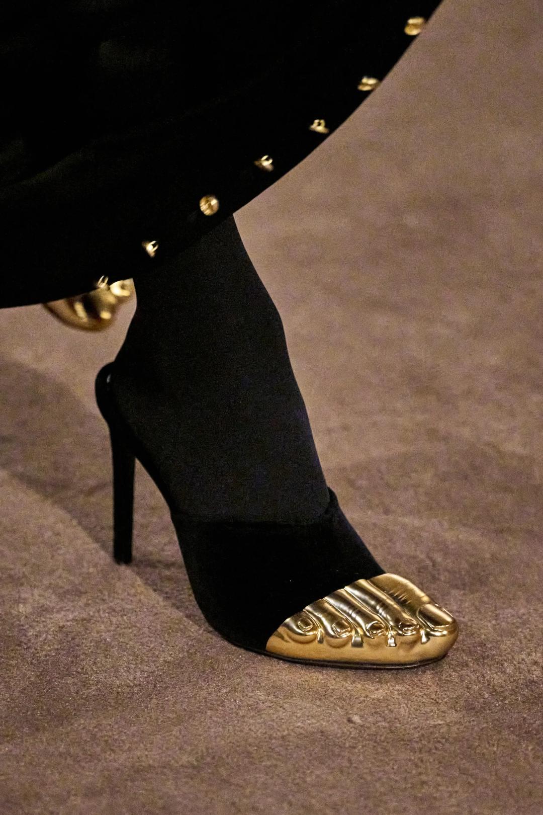 2023秋冬伦敦时装周收官,2022秋冬巴黎时装周什么时候开始