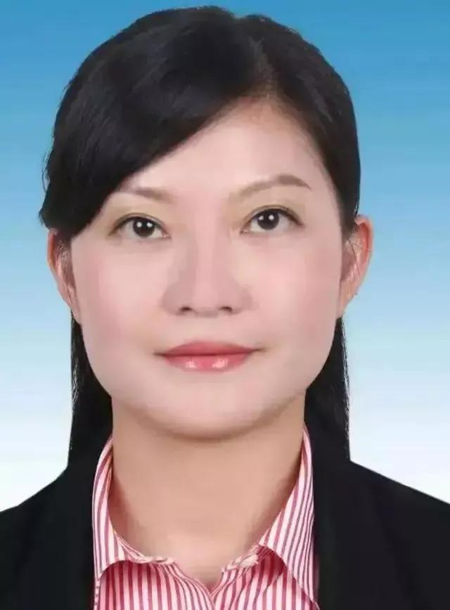 一双玉臂千人枕半点朱唇万客尝看段颖如何阅人无数睡出正厅级