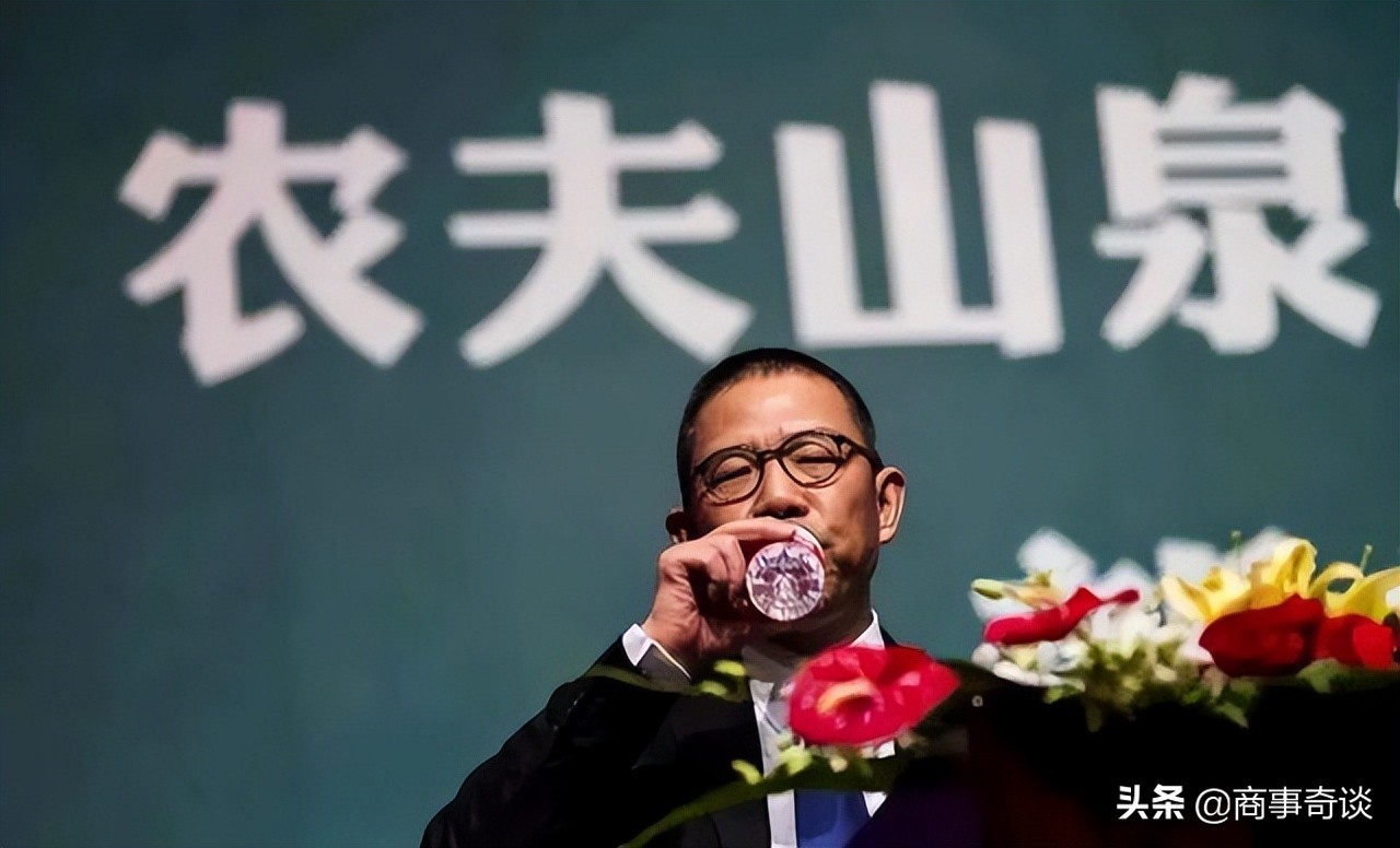 恒大钟睒睒简介,农夫山泉钟睒睒谈恒大冰泉