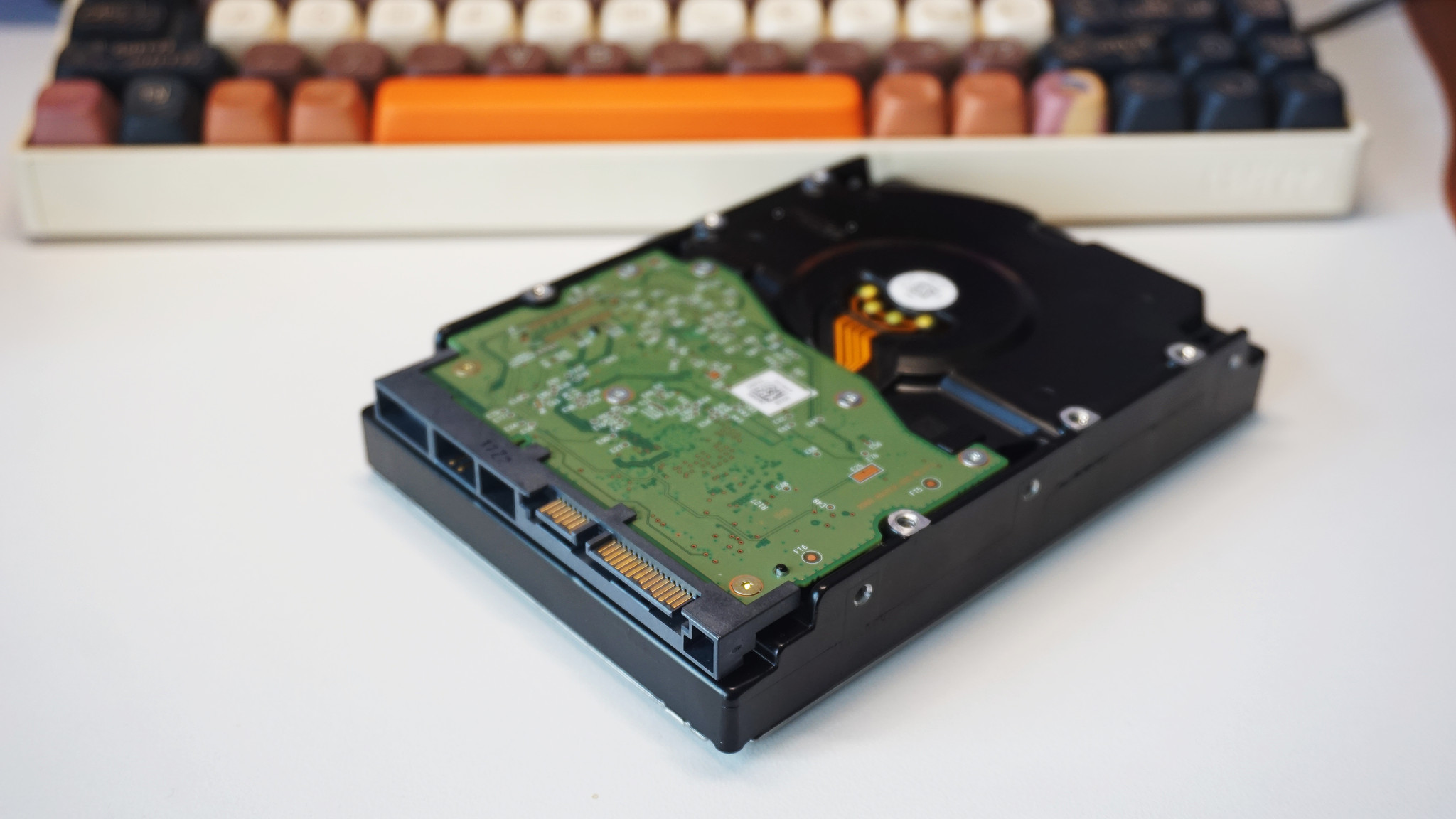 西数紫盘新款旧款,西数硬盘紫盘8tb新款跟旧款区别