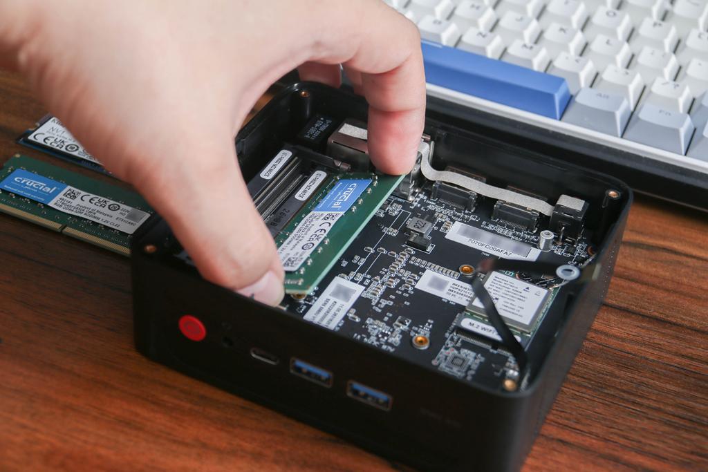 零刻迷你主机ser5和ser6对比,零刻ser5max迷你主机评测