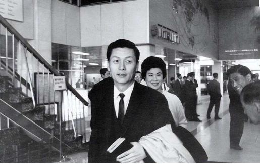 韩国财阀多可怕?娶三老婆、玩弄女星、操控总统,称没人敢审判他