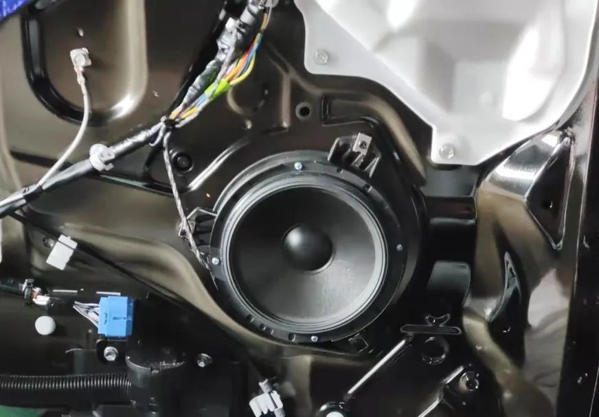 埃尔法改阿尔派12路dsp功放,埃尔法改阿尔派音响