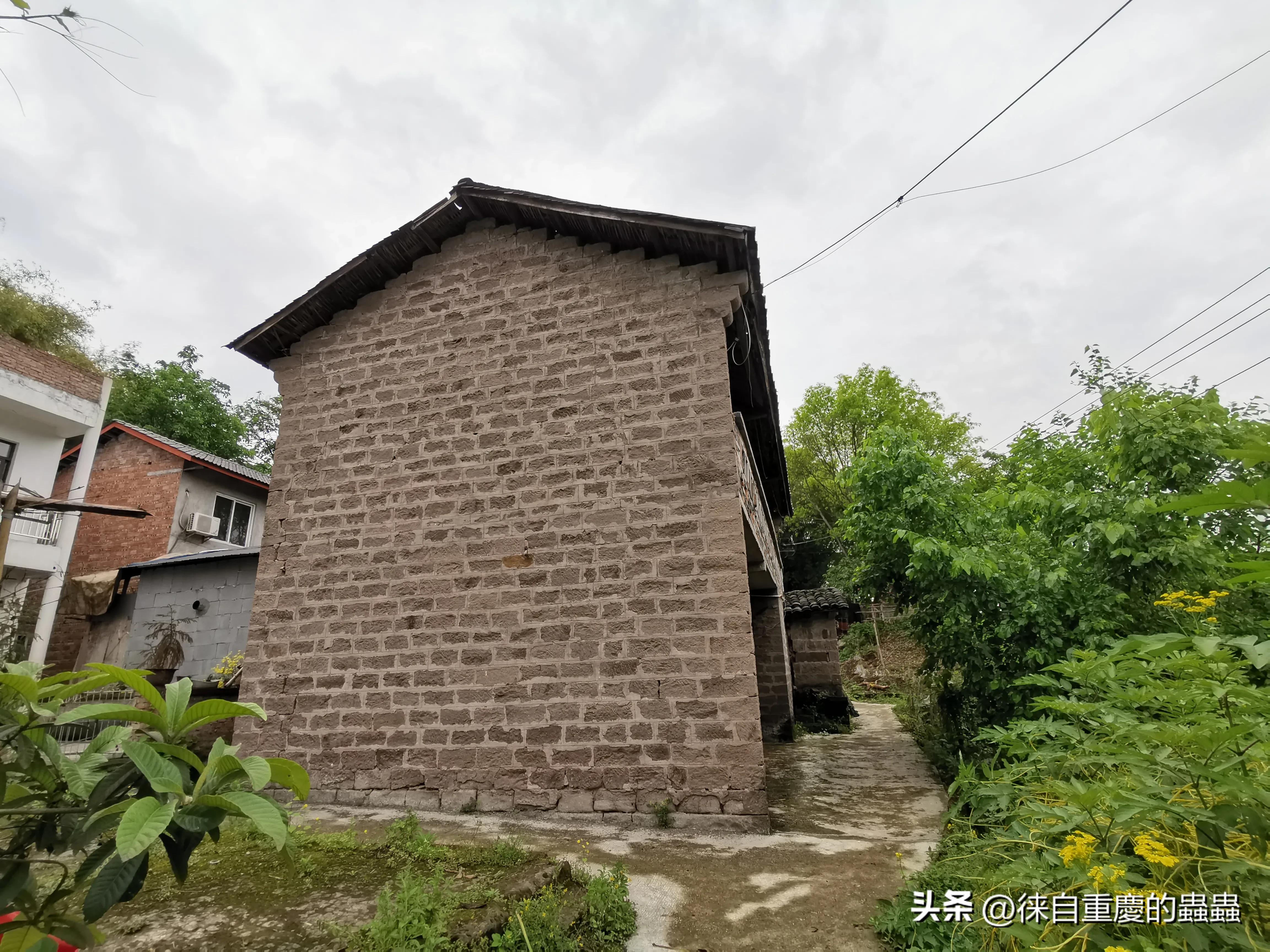 到乡下租房生活好吗,在农村租房过日子