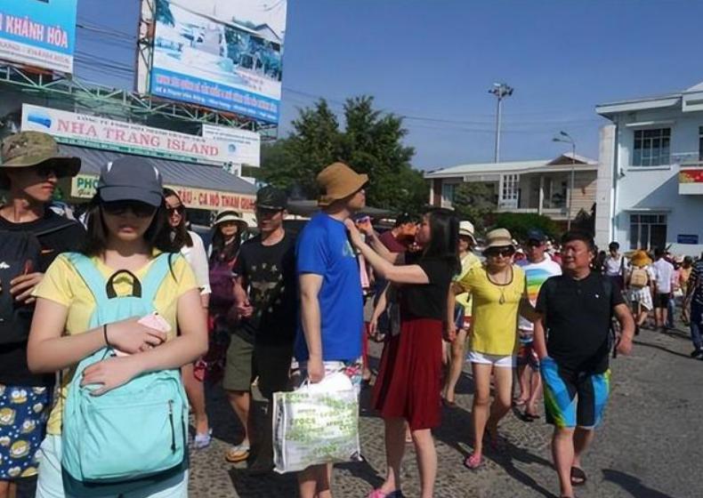 5涓笓闂ㄦ璐熶腑鍥芥父瀹㈢殑鍥藉,涓栫晫涓婃鎵撲腑鍥芥父瀹㈢殑鍥藉