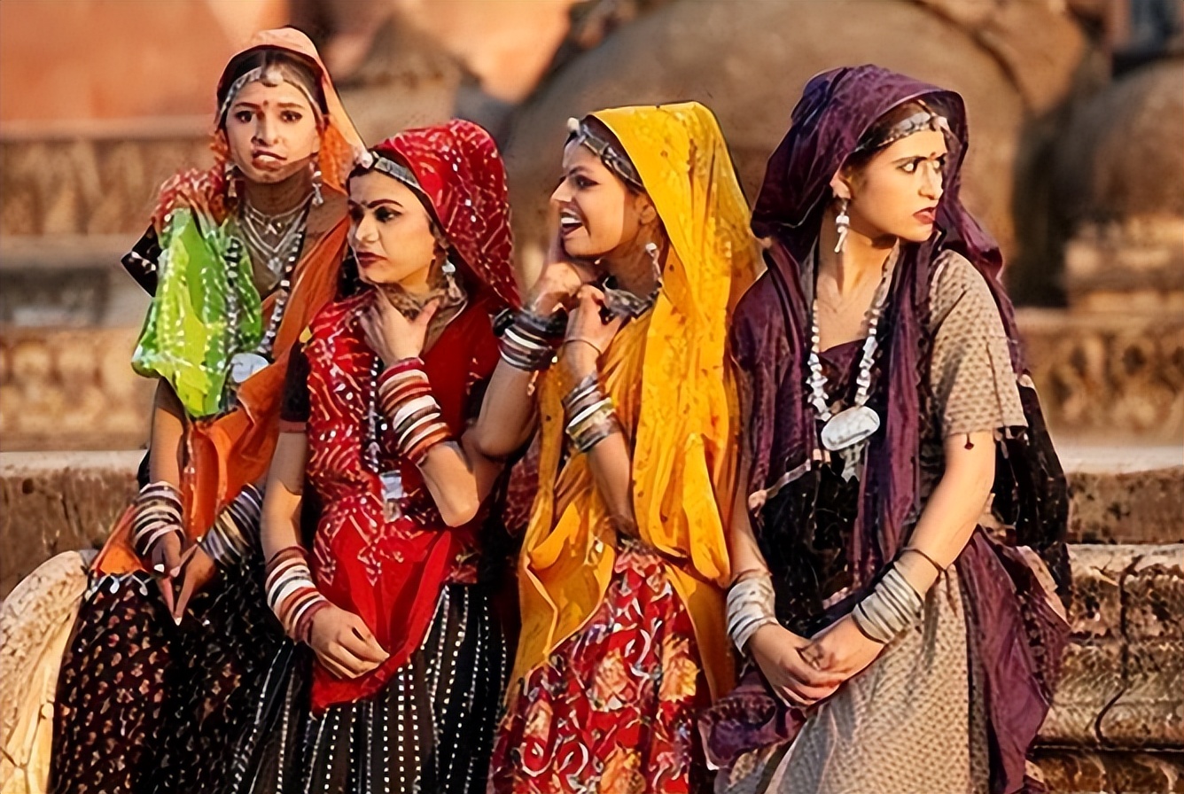 揭秘印度“圣女”真实生活：十几岁就沦为高级僧妓，结局孤独终老