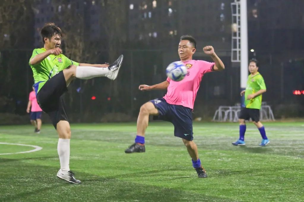 一起足球一起公益,一起为中国足球添砖加瓦