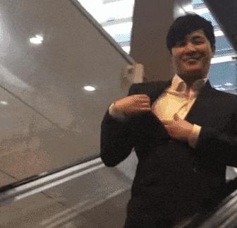 中国暴打日本人,中国鳗鱼咬人事件