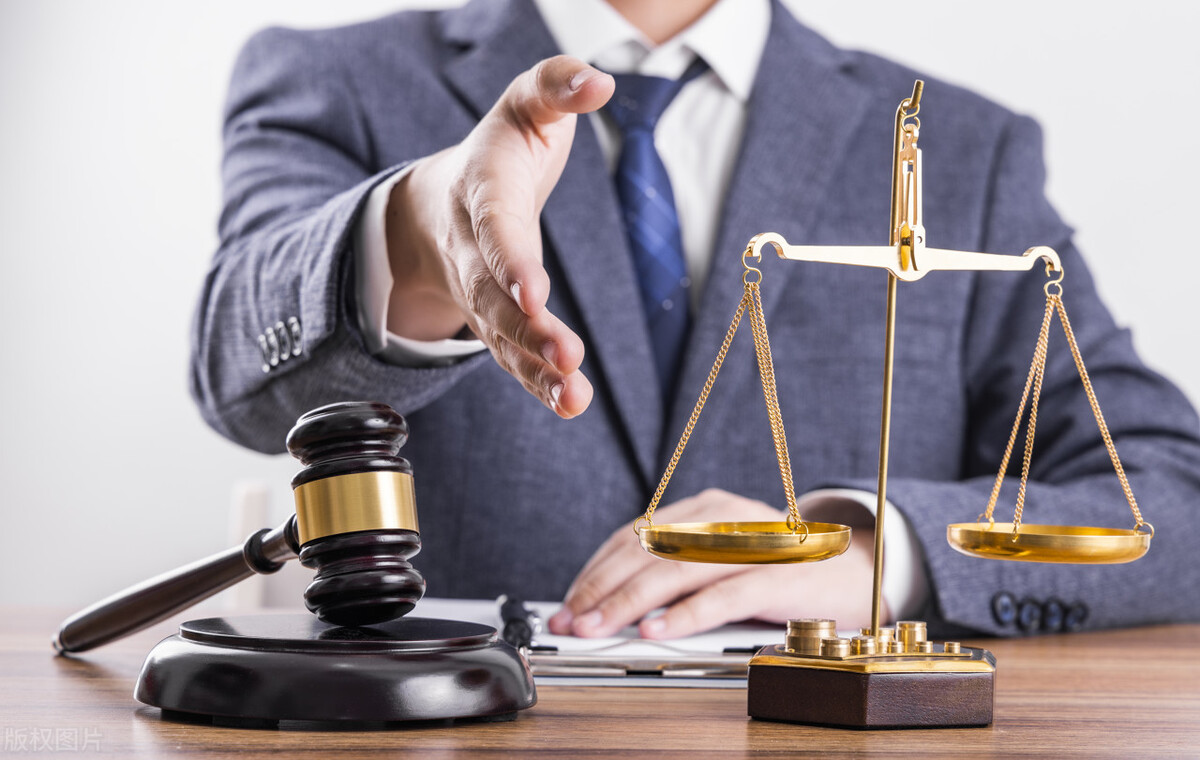 推广淫秽app判刑案例,看网络涉嫌黄直播案如何处罚