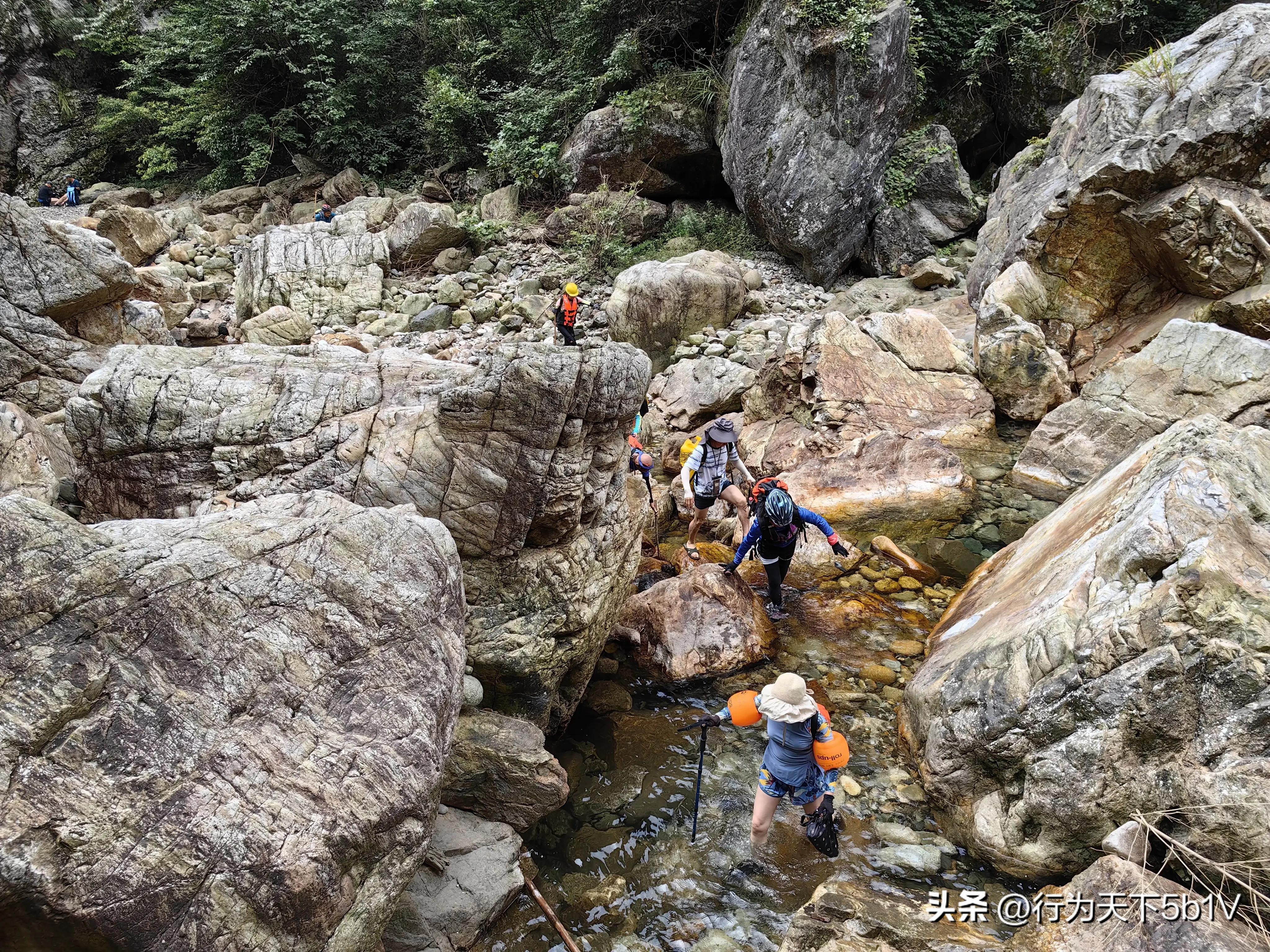 【探秘金紫山下的清凉秘境】行走在资源资江源大峡谷的风景线上
