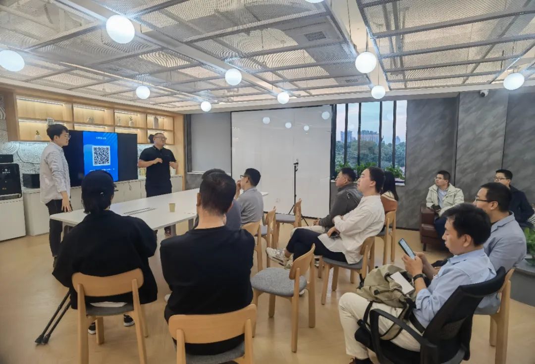 聊易聊,聊易聊升级版