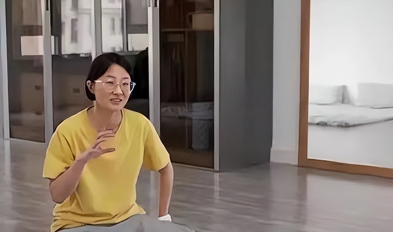 断舍离女孩火上央视抖音号,断舍离的女生抖音