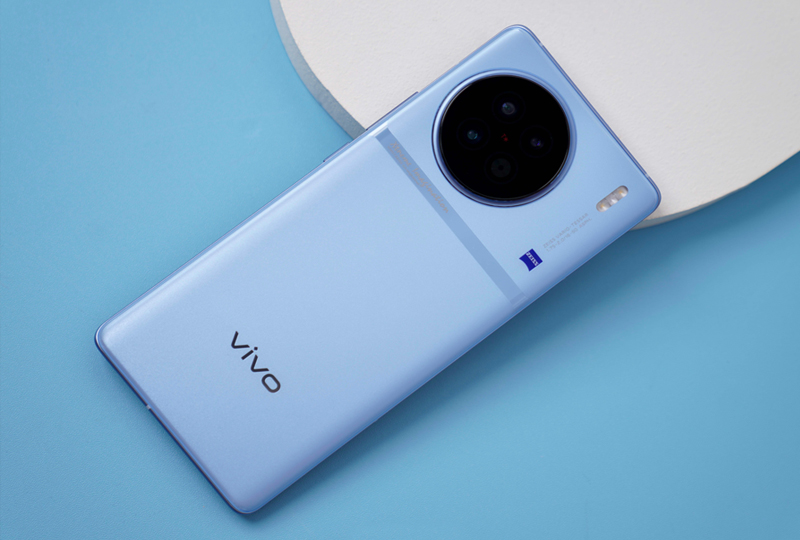 vivox70pro+和小米11ultra,vivo手机和小米手机哪个拍照好