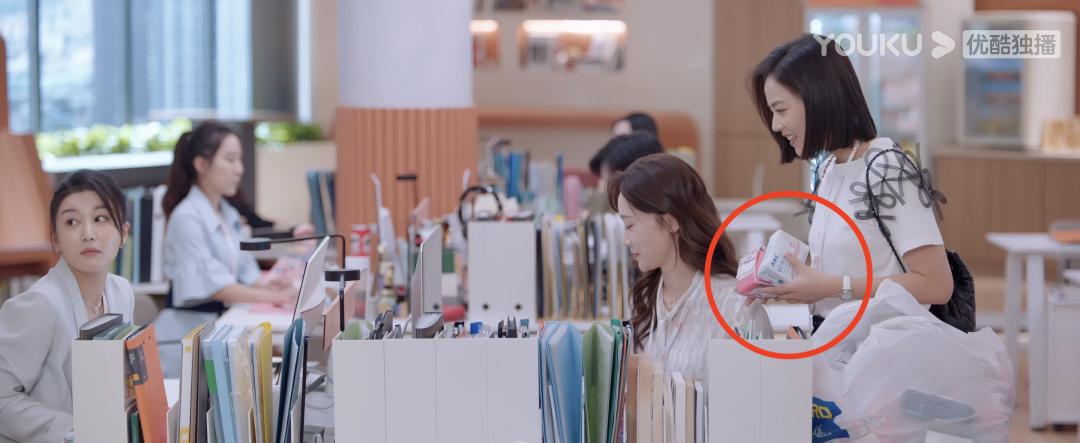 连“卫生巾”都不敢说，这也配叫女性剧？