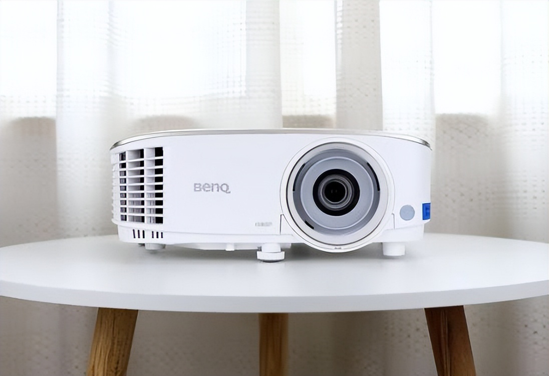 怎么挑选价格合适好用的投影仪,怎样挑选1000元内投影仪品牌