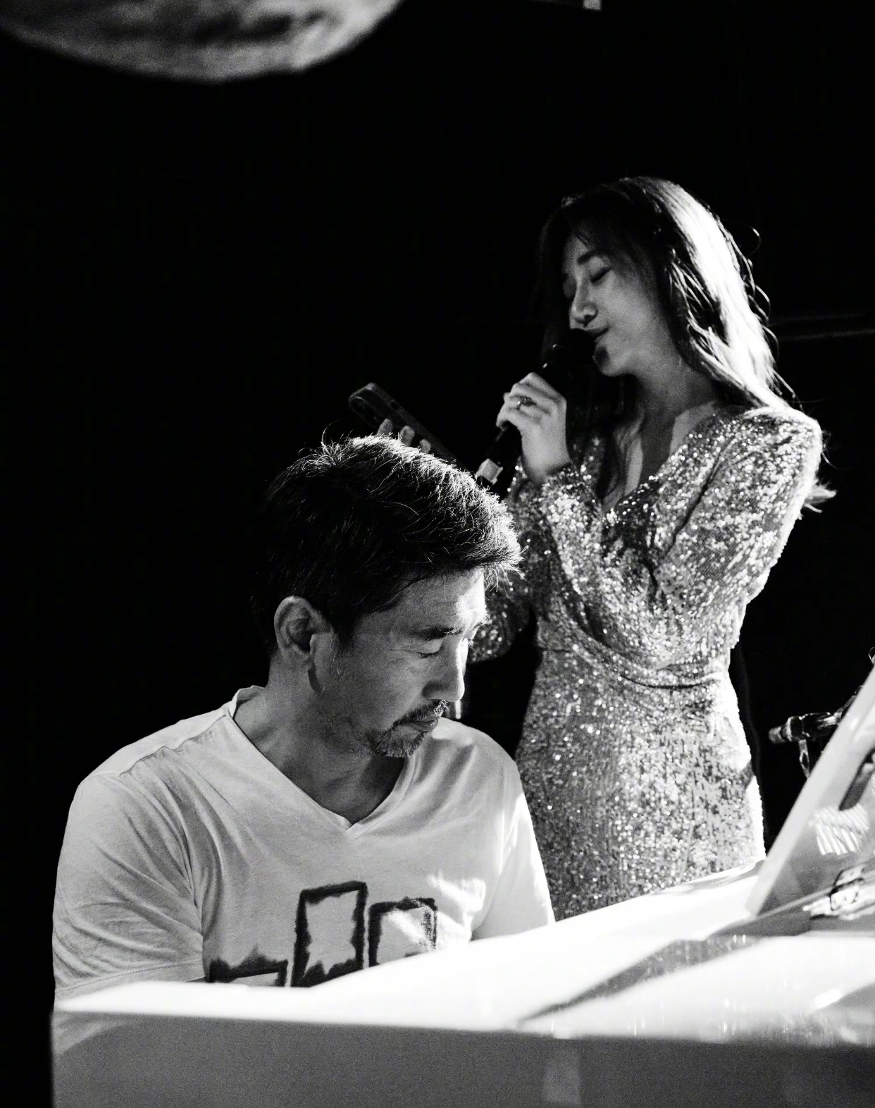 沙宝亮谈新恋情,沙宝亮与她相恋